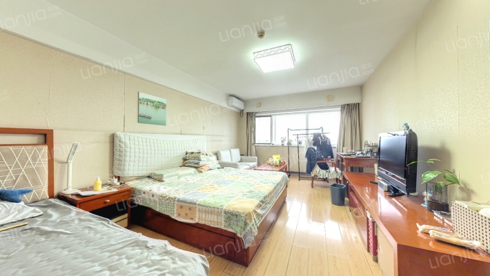 新金山公寓二手房实景图