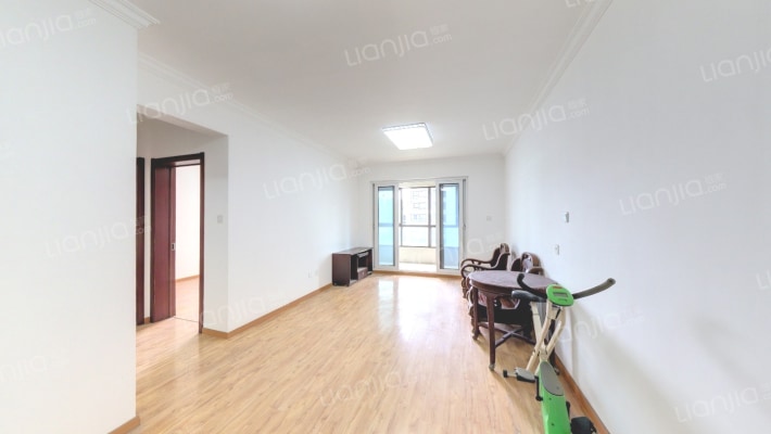 招商依云华府二手房实景图