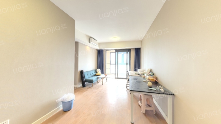 嘉誉山E区二手房实景图