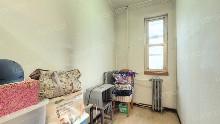 学院南路8号二手房实景图