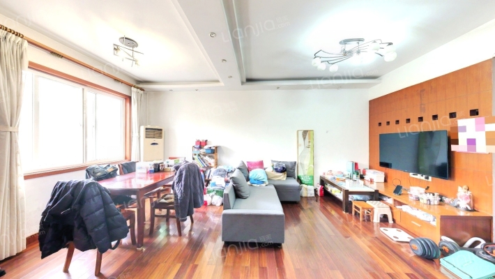 鸿福苑二手房实景图