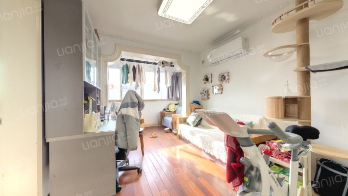 辛耕大厦二手房实景图