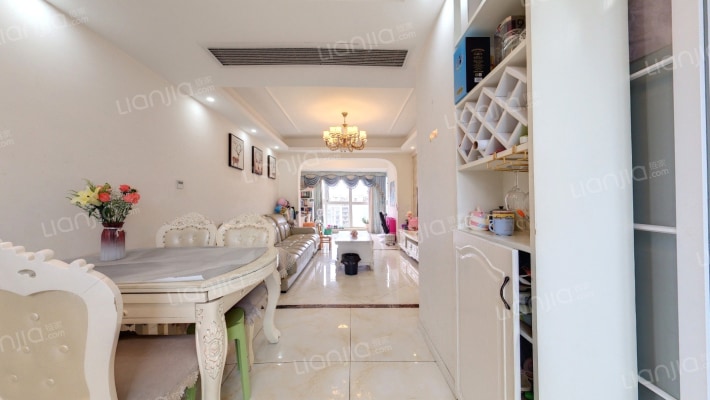 天鸿香榭里二手房实景图