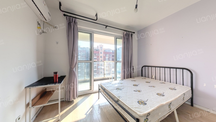 浦泰和天下三期二手房实景图