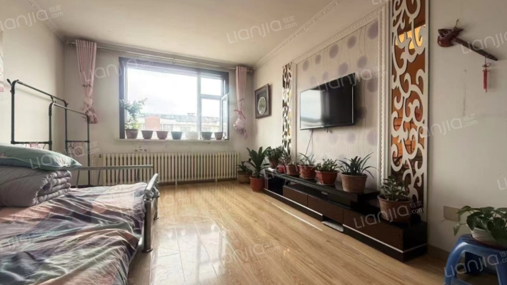 高新兴华园小区D区二手房实景图