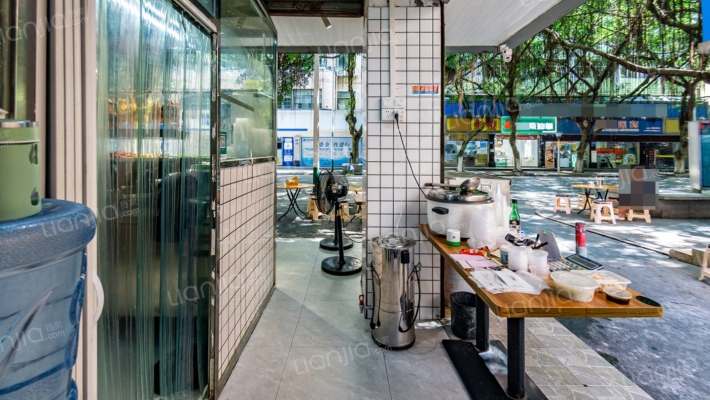 横琴镇宝中路43号二手房实景图