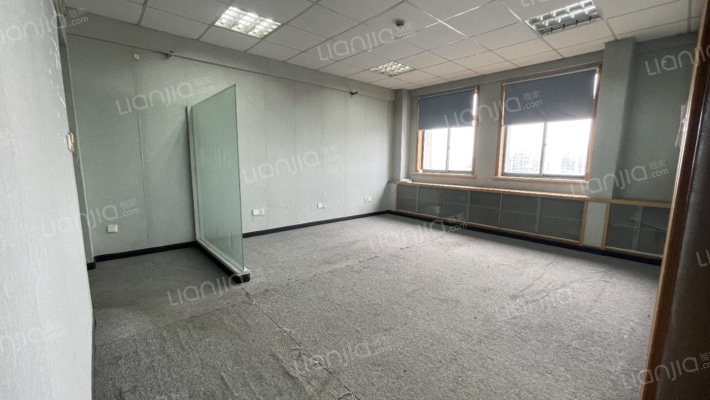 晶崴大厦二手房实景图