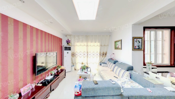 世家东部时空二手房实景图