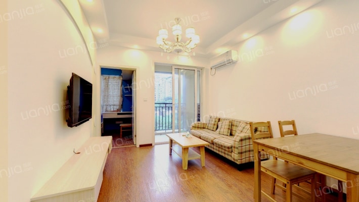 龙湖佰乐街二手房实景图