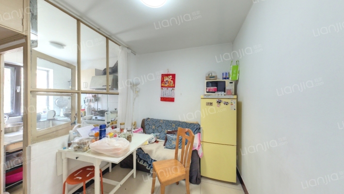 东四西大街50号院二手房实景图