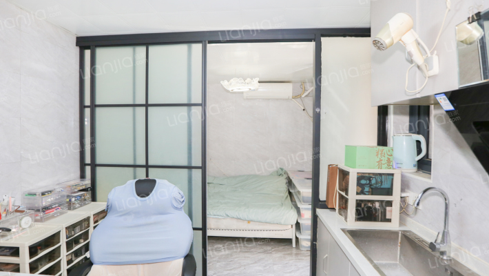 国中公寓二手房实景图