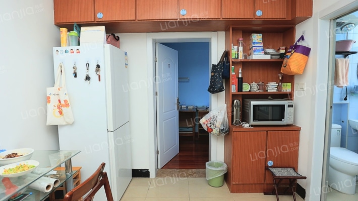 花山湾新村十区二手房实景图