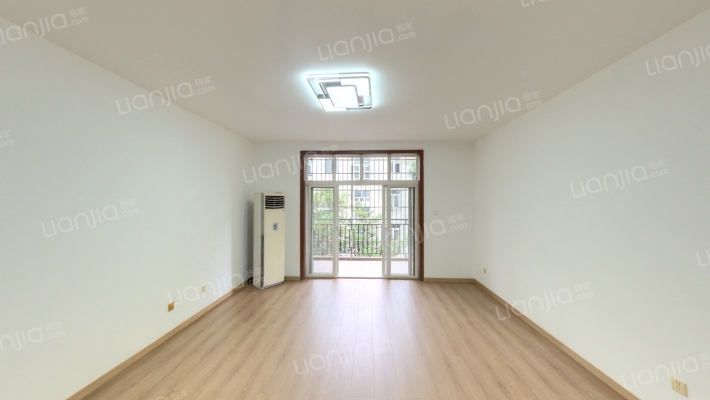 丽泉江南二手房实景图