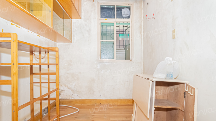 佳木斯路154弄二手房实景图