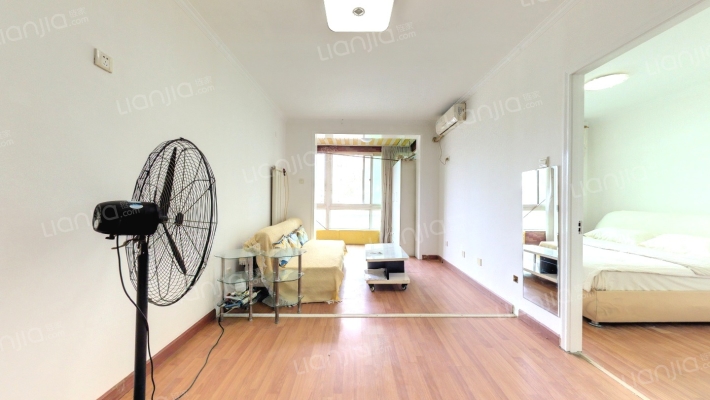 静馨嘉苑二手房实景图