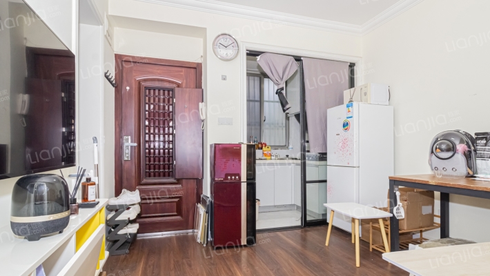 梅林小区二手房实景图