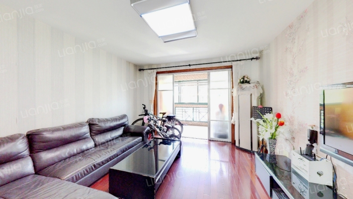 贝越佳园二手房实景图