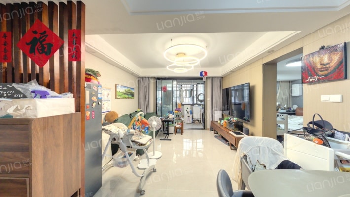 真源小区二手房实景图