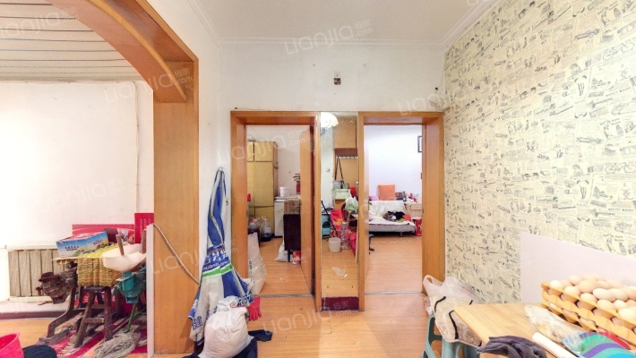 少管所宿舍二手房实景图