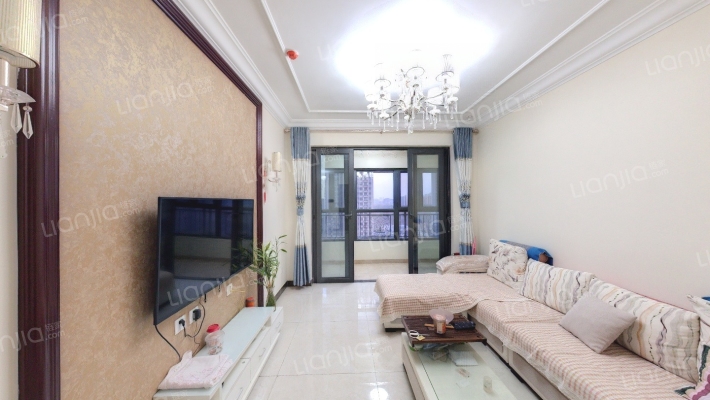 恒大金碧新城二手房实景图