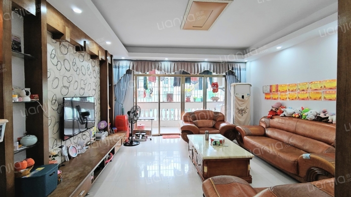 启扬花园二手房实景图