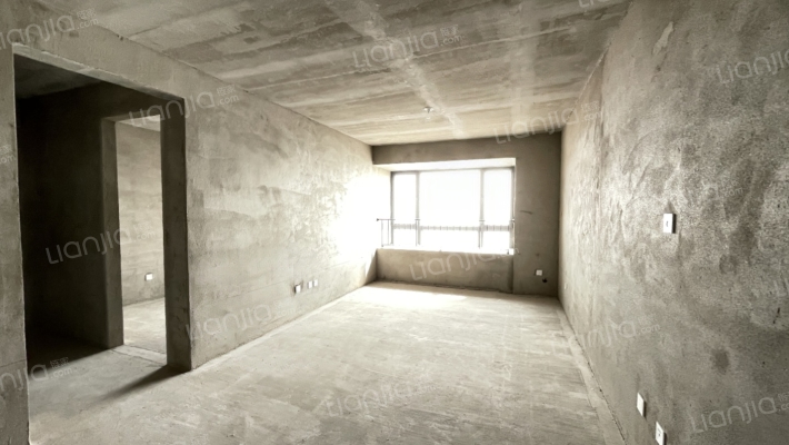 富力前海南区二手房实景图