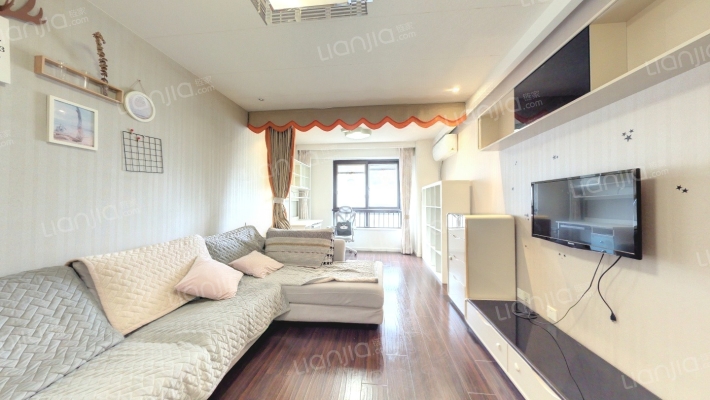 蓝璟雅居二手房实景图