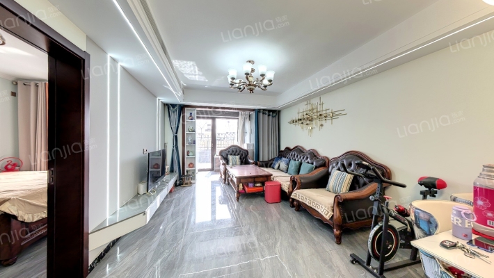 福临名邸二手房实景图