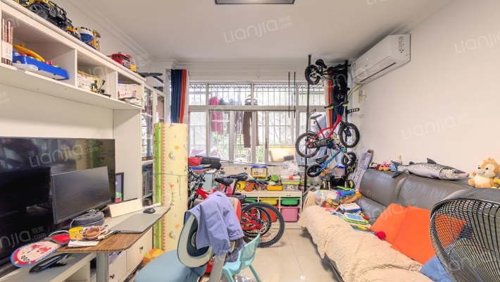 富华广场南区二手房实景图