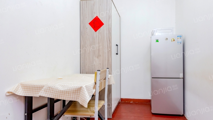 中山北路805弄二手房实景图