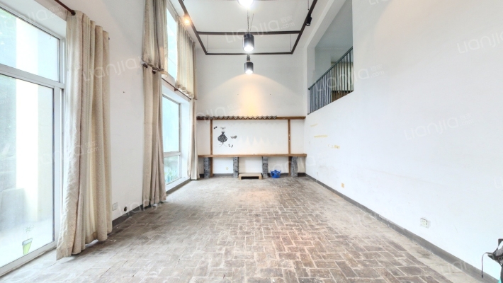 保利名苑(别墅)二手房实景图