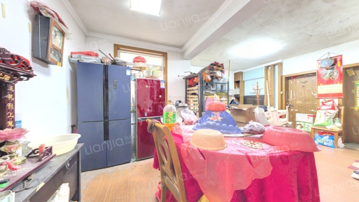 鸿运园二手房实景图