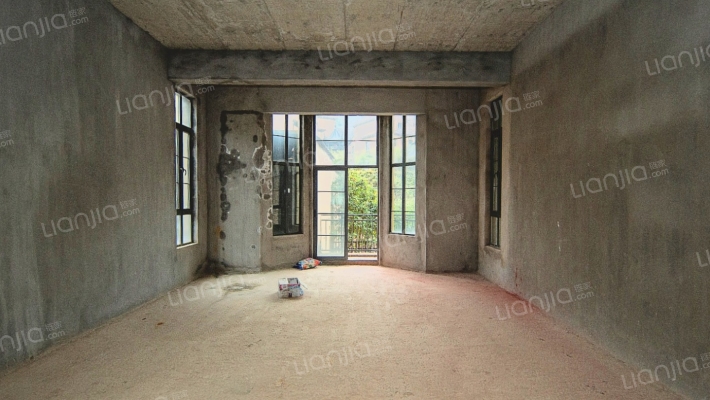 长春湖一号二手房实景图