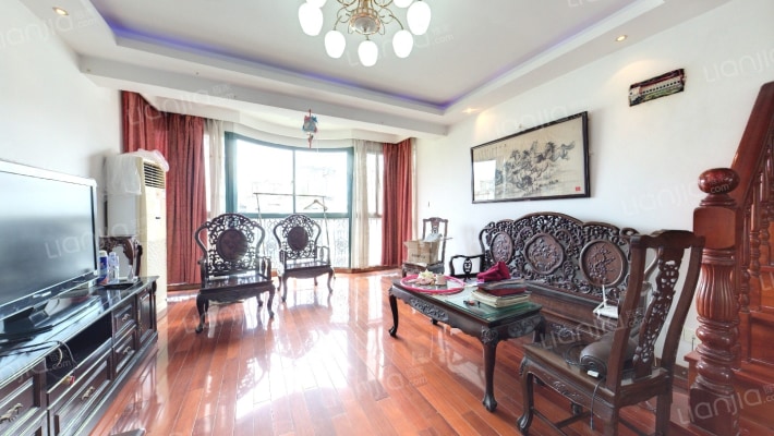 爱嘉苑二手房实景图