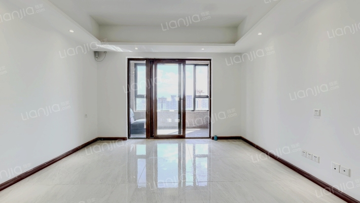 保利天悦二期二手房实景图