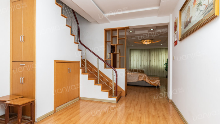 幸福三区二手房实景图