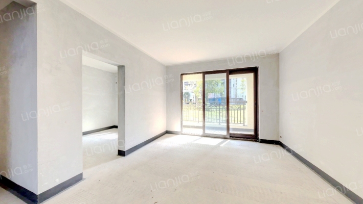 蓝光鹭湖长岛二手房实景图