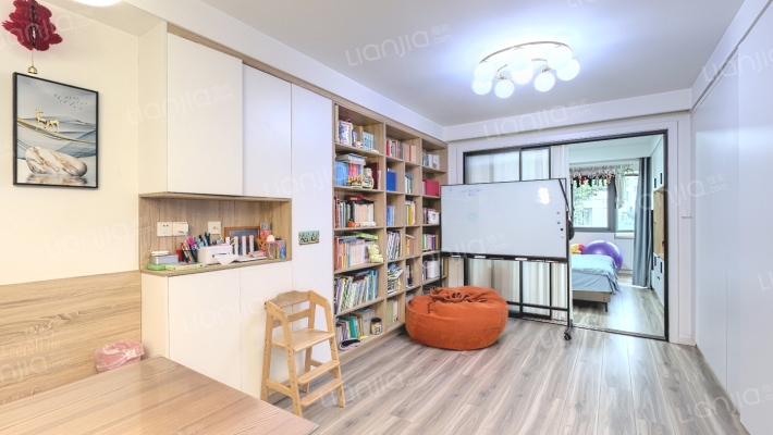 党校居民小区二手房实景图