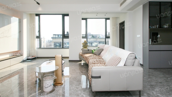 龙湖康田麓宸宸玺二手房实景图