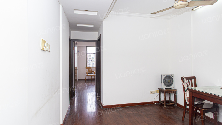 平江大楼二手房实景图