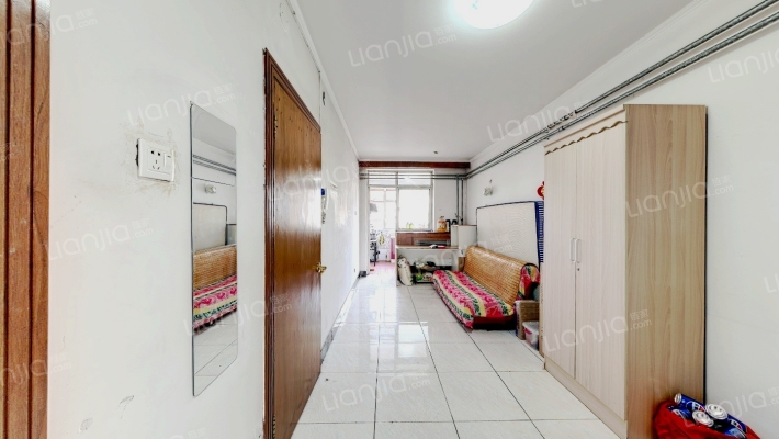 新文里7号二手房实景图