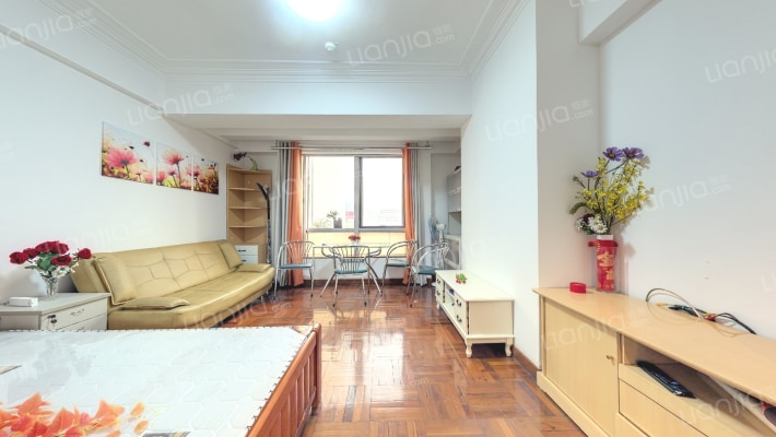 大中华汇展阁二手房实景图