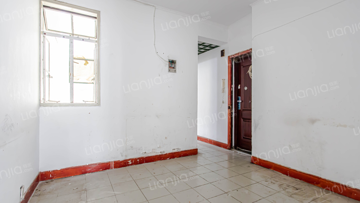 绿洲公寓二手房实景图