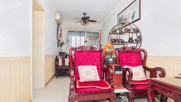 国威大厦小区二手房实景图