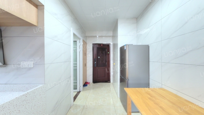 时代广场二手房实景图