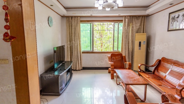 伍华花园二手房实景图