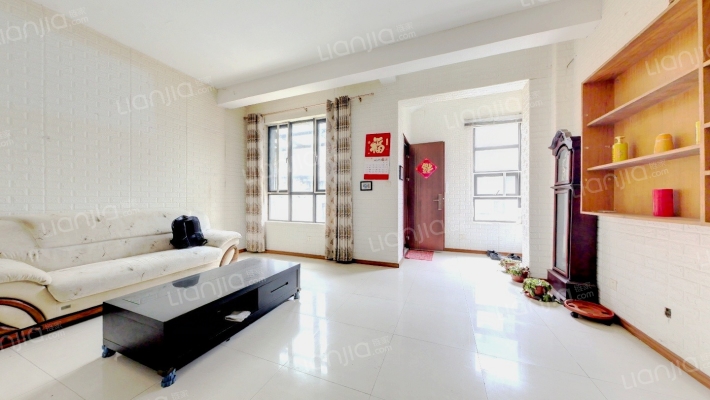 上海檀香湾二手房实景图