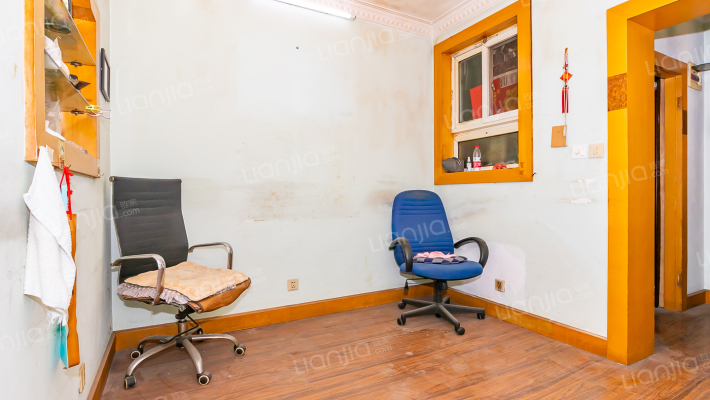 佳伟小区二手房实景图