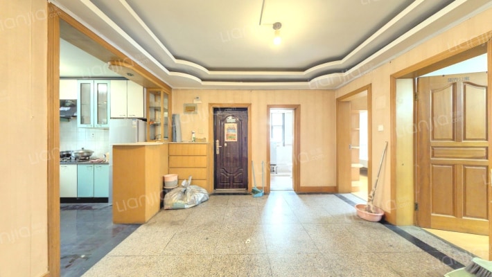 露园二手房实景图