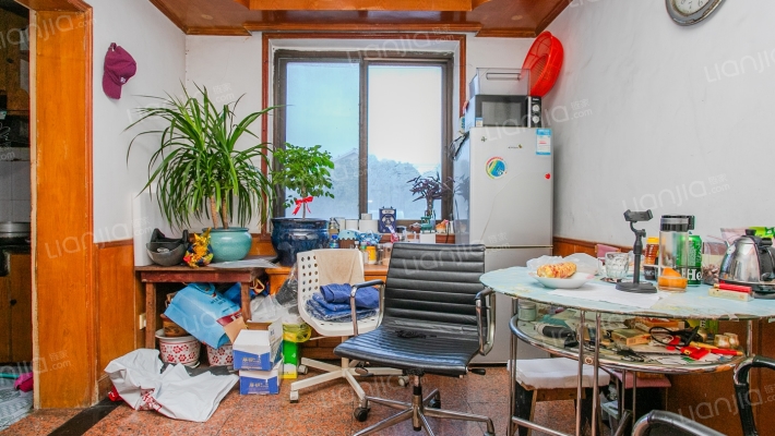 富岩路335弄二手房实景图